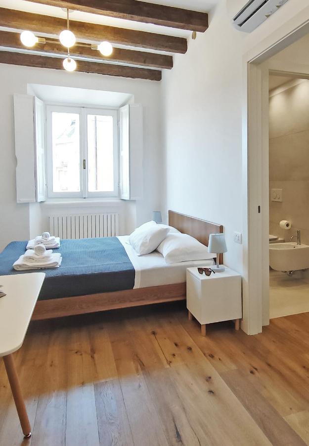 Milano Navigli Apartment - Via Vigevano Экстерьер фото